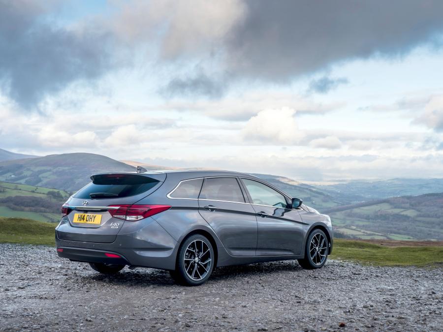  Hyundai i40 Tourer 2019 года  (UK) (фото 24 из 40)